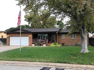 1602 Wooden Rd, Dodge City, KS 67801