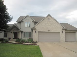 172 Shelley Ln, De Pere, WI 54115