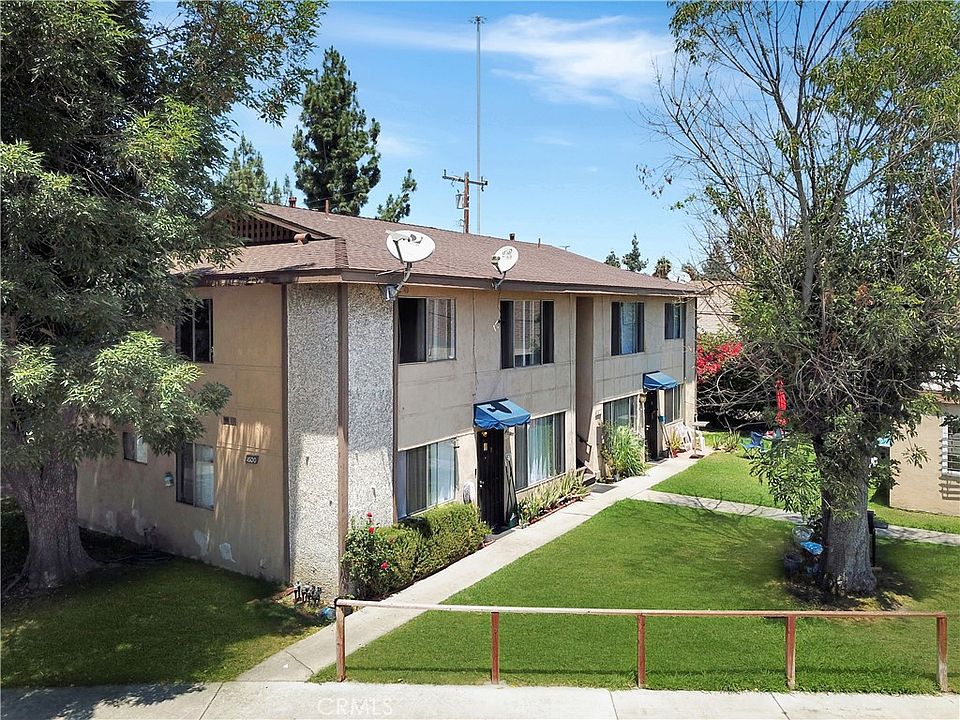 1st image of 1600 Picadilly Way