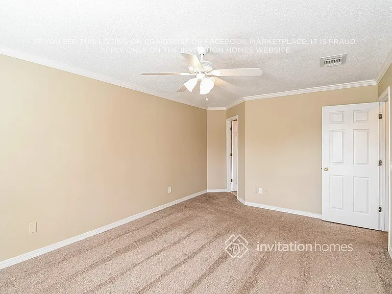 9044 Camshire Dr — Photo 11