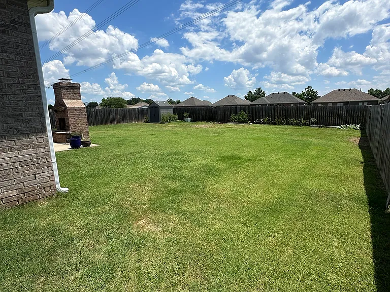 140 Grey Fox Dr — Photo 24