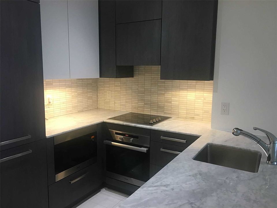 2nd image of 8 The Esplanade St #1810