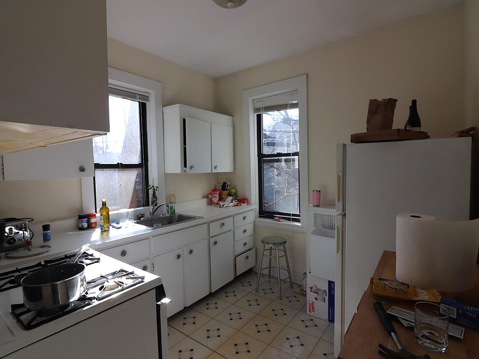 1st image of 123 Babcock St #3G