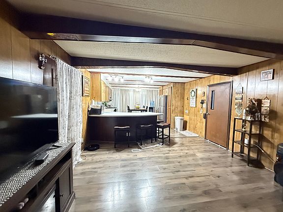 5th image of 516 Prairie Rd