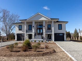 98 Pratt Rd, Clinton, CT 06413