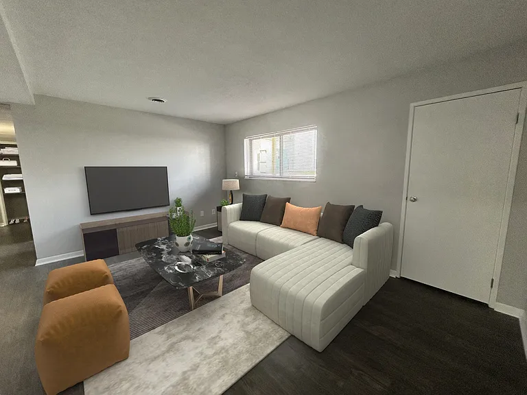 Secor Flats — Photo 28