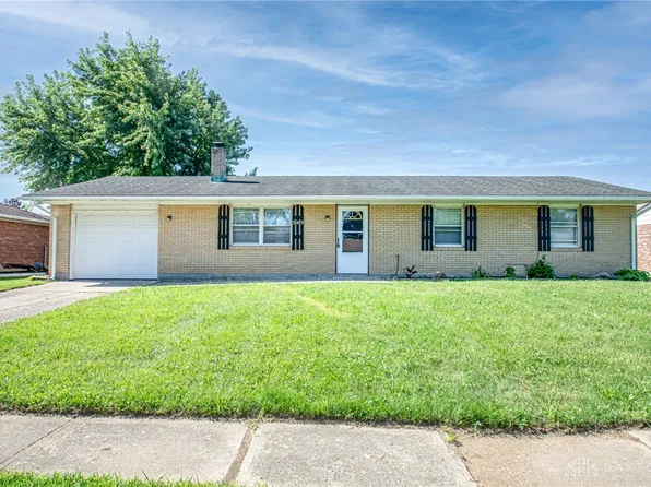 345 Chestnut Dr, Eaton, OH 45320