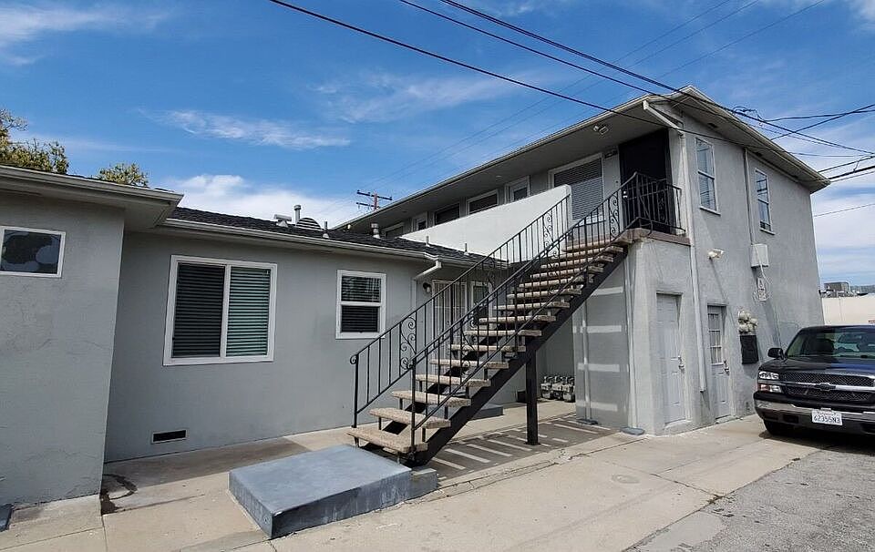1st image of 5407 Via Corona St