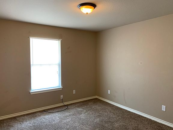 5th image of 1427 H G Mosley Pkwy Unit 101