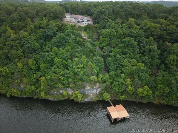 1265 Singing Oaks Dr, Sunrise Beach, MO 65079