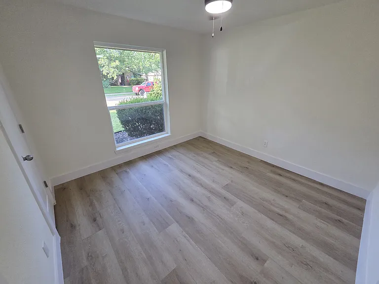 1130 Pyramid Dr — Photo 14