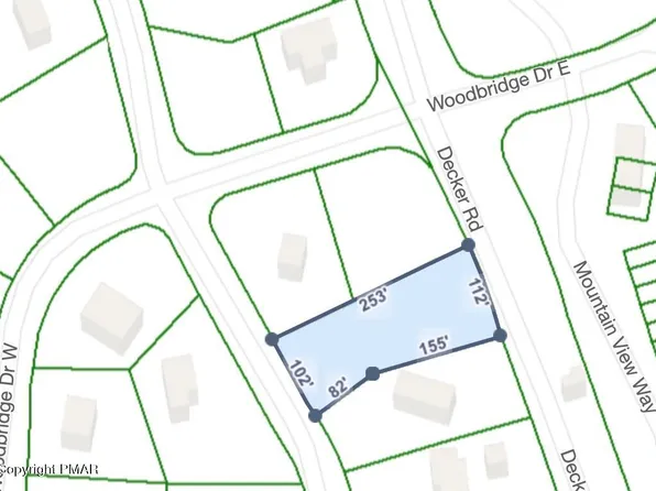 1406 Saint Andrews Dr, Bushkill, PA 18324