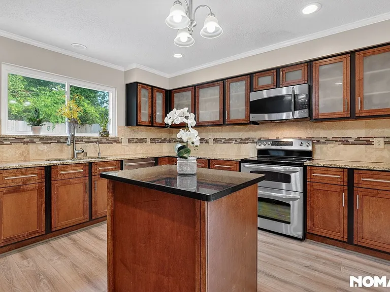 2323 Tall Ships Dr — Photo 17