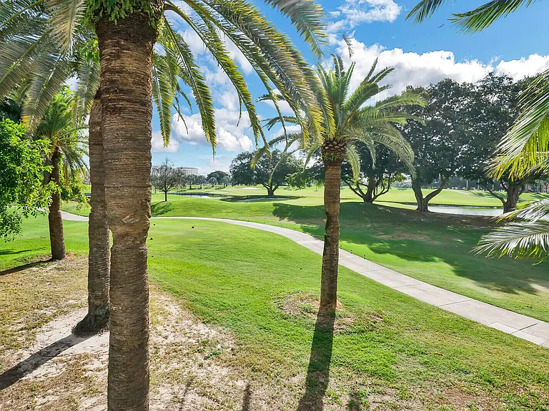 550 SE Mizner Blvd #B209 — Photo 75