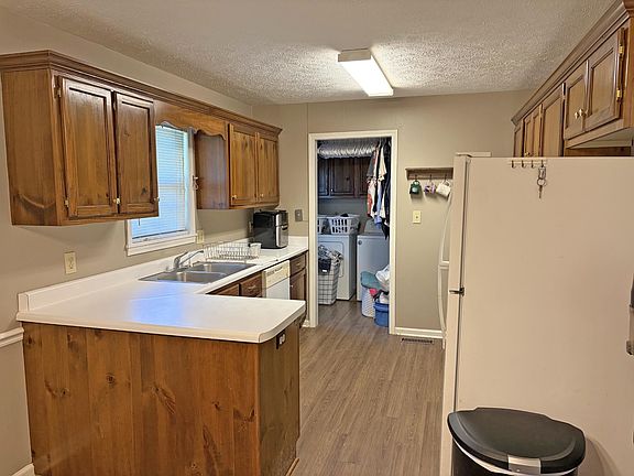 4th image of 1125 Clifton Rd