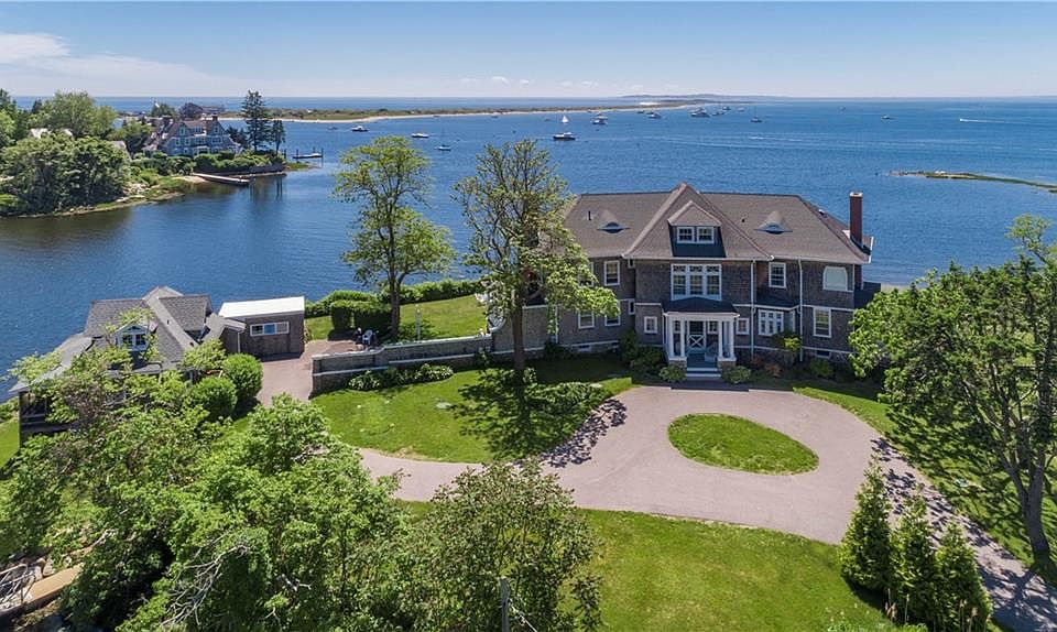 12 Arraquat Rd, Westerly, RI 02891 | Zillow