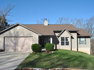 4045 Autumn Leaf Dr, Pacific, MO 63069