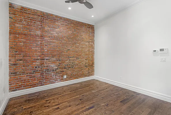 Rented by PREX Realty Corp | media 7