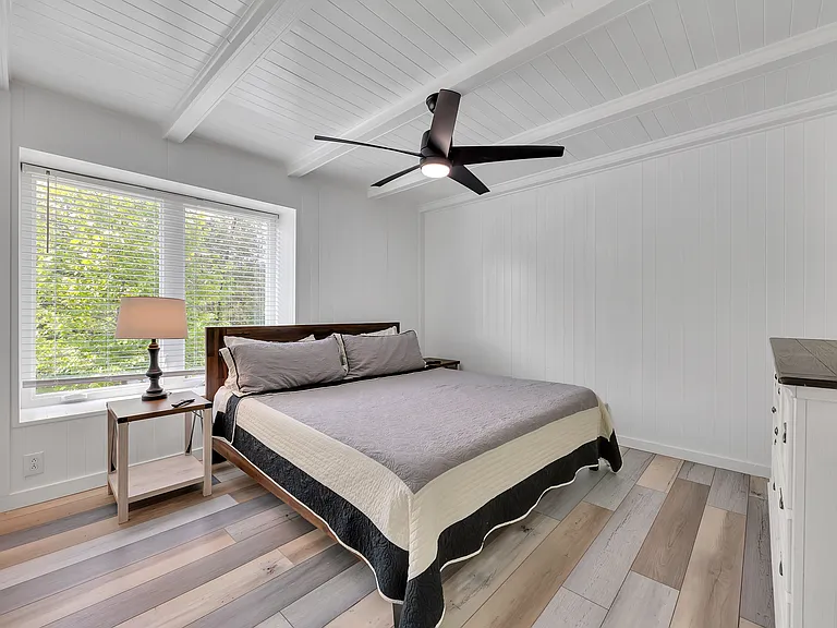 117 Summer Breeze Ln — Photo 38