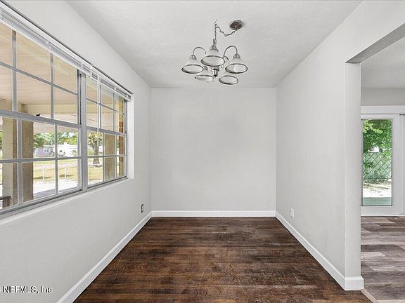 5th image of 6322 BARTHOLF Avenue