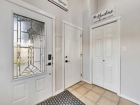 5th image of 5304 W 51st St