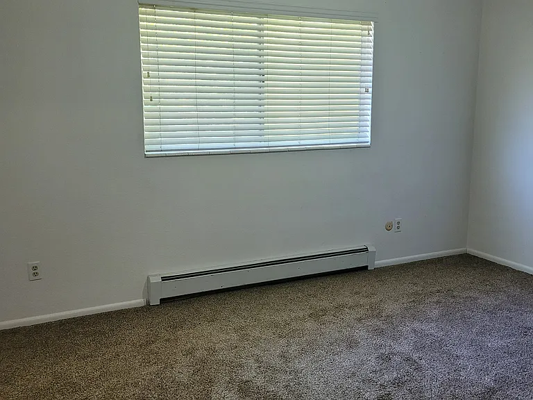 353 1/2 N 500 E — Photo 7