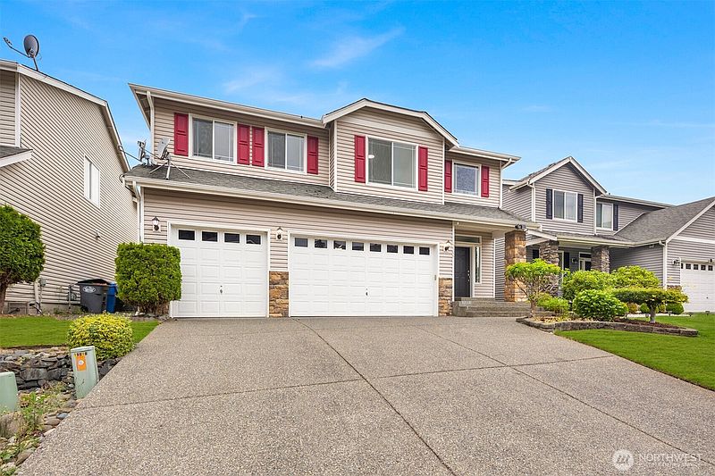 2nd image of 15506 67th Avenue Ct E
