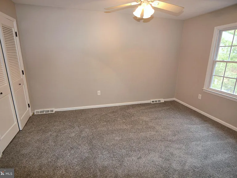 1666 Albermarle Dr — Photo 18