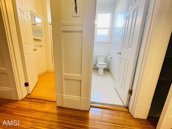 3rd image of 1337 California St APT 6
