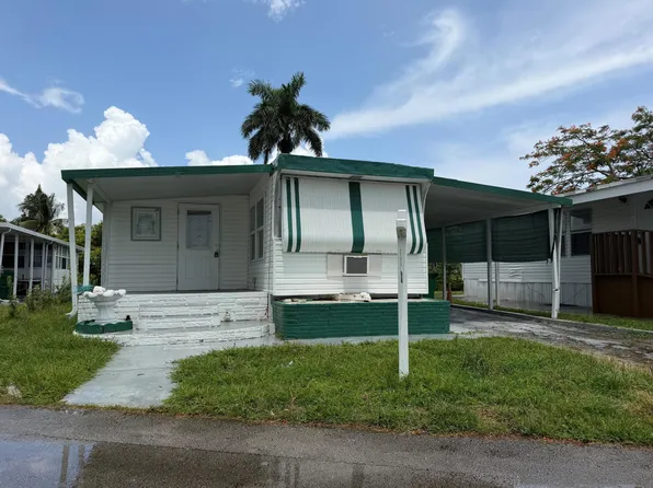 1670 SW 85th Avenue, Davie, FL 33324