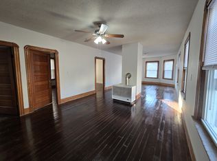 325 Earle St #2, New Bedford, MA 02746