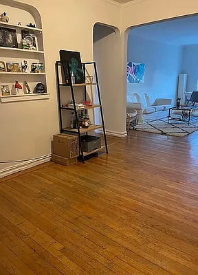 Rented by Highline Residential | media 42