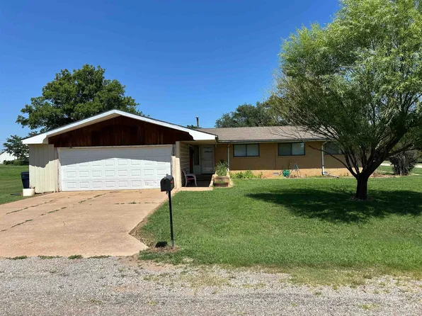 1524 Poplar St, Wakita, OK 73771