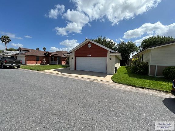 3rd image of 1329 Cottonwood Blvd