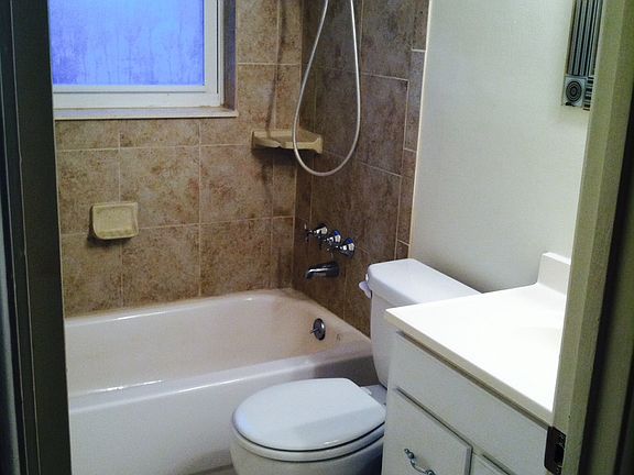 4th image of 7499 2nd St N