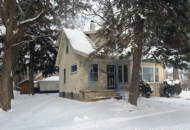 1st image of 1455 6th St E