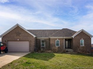 401 Pine Rd, HENRYVILLE, IN 47126