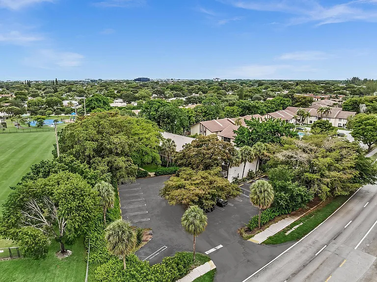 2510 Riverside Dr #2510 — Photo 44
