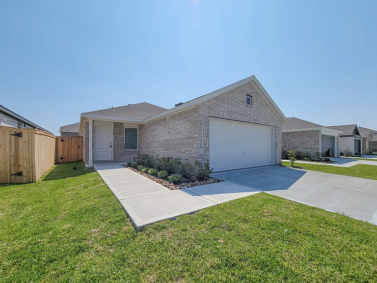 1519 Gardenia Blossom Ln — Photo 2