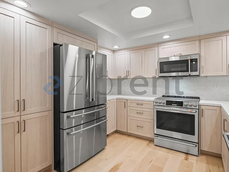 223 Saratoga Ave — Photo 14