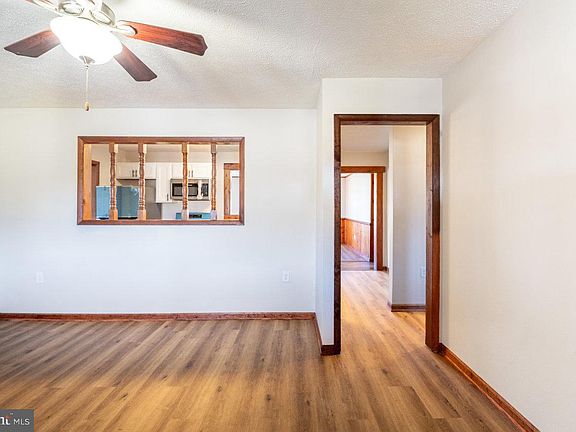 5th image of 321 Honeyville Rd