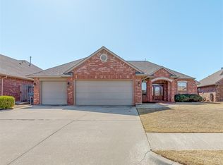10712 NW 39th St, Yukon, OK 73099