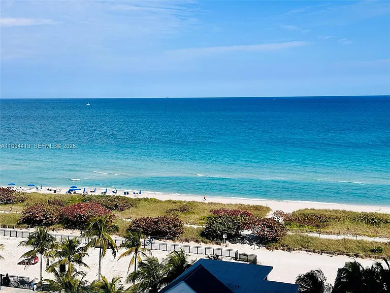 9225 Collins Ave #1111 — Photo 4