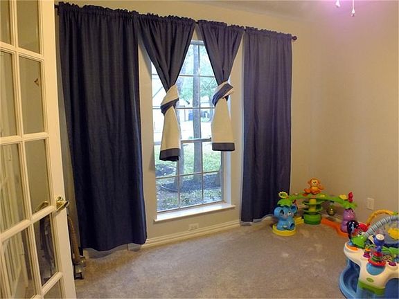 5th image of 8834 Creek Willow Dr