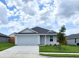 214 Hidden Meadows Dr, Sherman, TX 75092