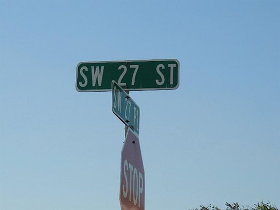 5th image of 2580 SW 27th St