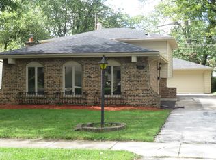 18508 Ridgewood Ave, Lansing, IL 60438