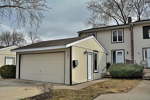 1st image of 321 Colony Green Dr