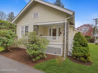 1 Relay Ct, Cos Cob, CT 06807