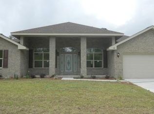 135 Siskin Ln, Pensacola, FL 32503